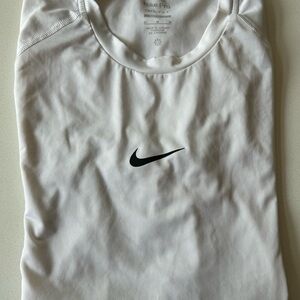 Nike Dri-Fit Long Sleeve White (size M)
